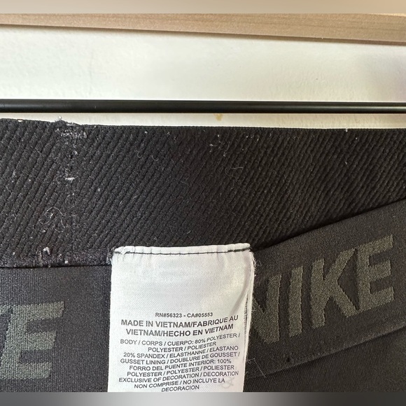 Nike Dri-FIT Victory Training Capri Leggings Women’s Medium - Picture 7 of 8